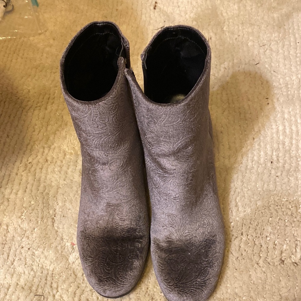 Ladies Gray Fabric Boots